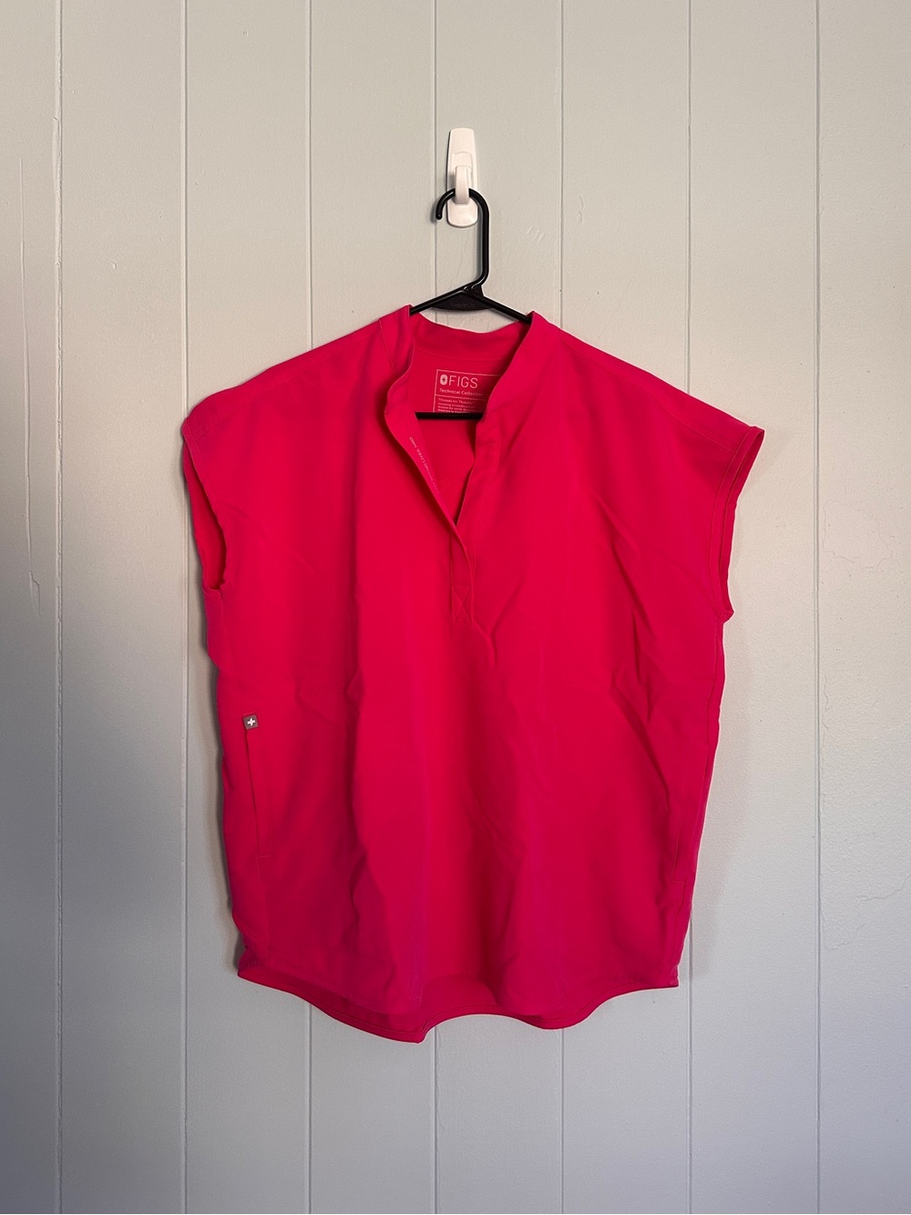 Figs Rafaela Top in shocking pink